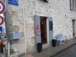 Property in the Heart of Picturesque Villae