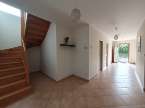 Detached Country House with Swimming Pool and Landscaped Garden