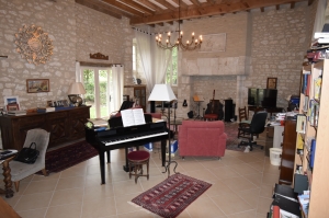 Detached Country House with Land and Swimming Pool