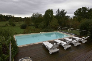 Detached Country House with Swimming Pool and Landscaped Garden