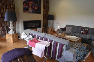 Detached Country House with Swimming Pool and Landscaped Garden