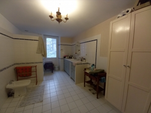 Detached House with Super Swimming Pool