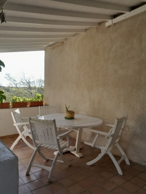 Country House with Swimming Pool and Open Views