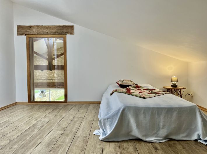 Main House with Guest Gite, Swimming Pool ad Land