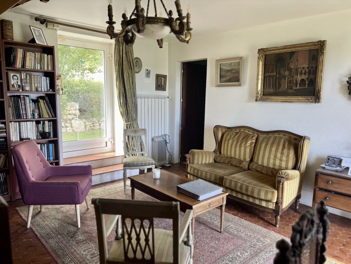 Detached Country House with Open Views