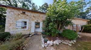 Main House, Guest House, Stables and Pool