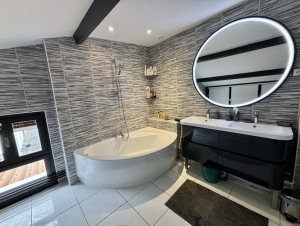 Detached Country House with Outbuildings