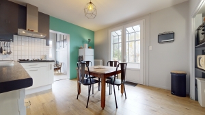 Delightful Detached House with Garden