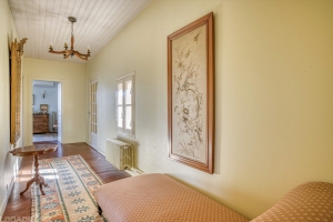 Beautiful Main House, Guest Cottage in 25 Hectares