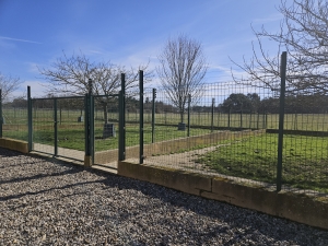 Detached Country House with Large Pool and Business