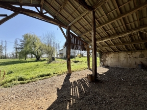 Detached Country House with Outbuilding