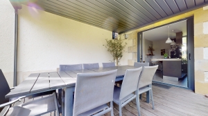 Detached House with Lovely Swimming Pool