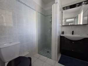 Contemporary Detached Villa with Pool