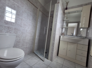 Contemporary Detached Villa with Pool