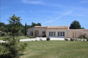 Contemporary Detached Villa with Pool
