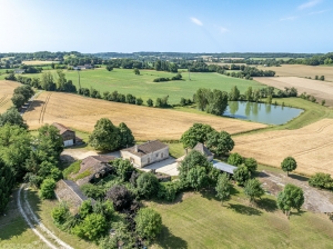 Former Farm Complex in Lovely Location
