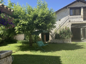 Detached Country House with Swimming Pool