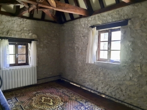 Detached Country House with Swimming Pool