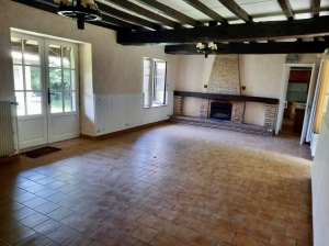 Detached Country House with Swimming Pool