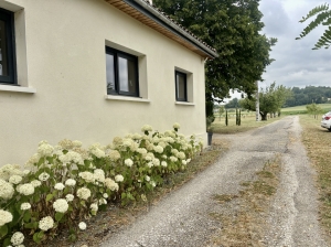 Maison De Maitre With Outbuilding