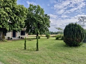 Maison De Maitre With Outbuilding