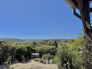 Charmante Maison De Village Avec Vue Imprenable Sur La Vallee