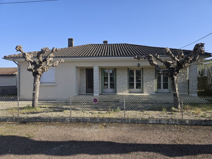 Detached House with Garden