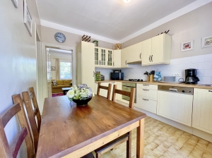 Detached House with Guest House and Swimming Pool