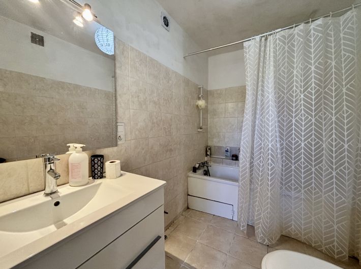 Charming House With More Potential and Garage