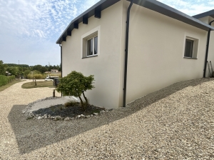 Architect Designed Detached House with Swimming Pool