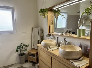 Architect Designed Detached House with Swimming Pool