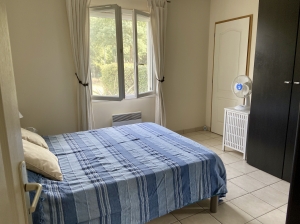 Detached House with Landscaped Garden by the Coast