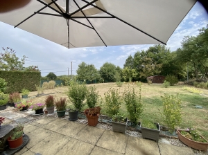 Detached House with Landscaped Garden by the Coast