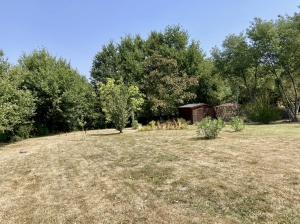 Detached House with Landscaped Garden by the Coast