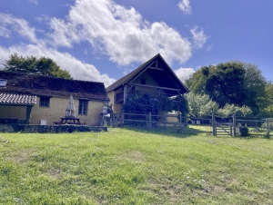 Country House with Guest Gite, Swimming Pool and Open Views