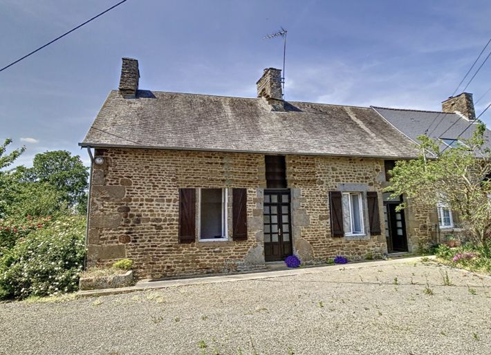 Superb Country House with Outbuilding
