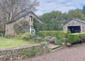 Large House with Swimming Pool and 1 Hectare Gardens