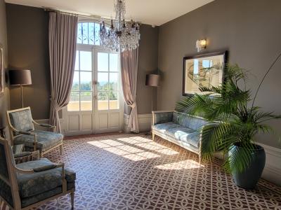 Experience Life in A Chateau in The Heart Of The Vineyards