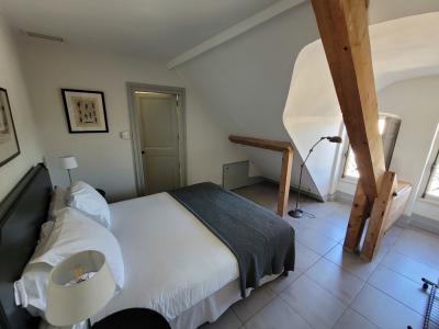 Experience Life in A Chateau in The Heart Of The Vineyards