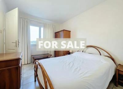 Detached House with Garden in Lovely Location