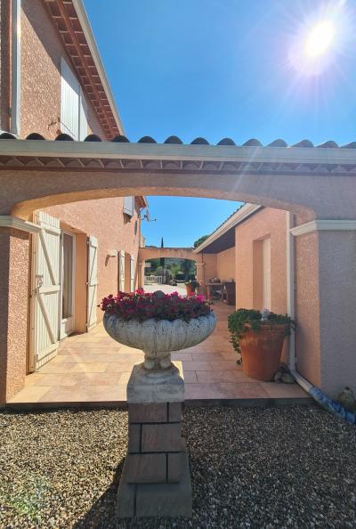 Beautiful Villa With Swimming Pool And Open Views