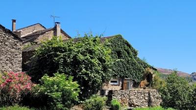 Entirely Renovated Former Sheepfold, In The Heart Of Countryside