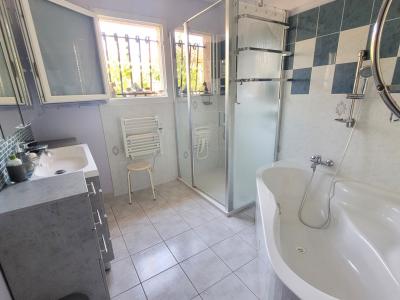 Detached Villa With Swimming Pool, Near Pezenas