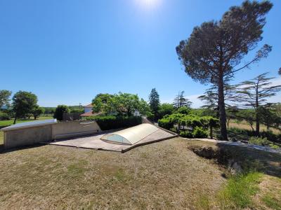 Renovated Villa With Independent Studio, Swimming Pool