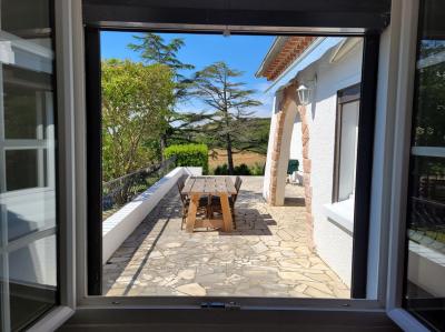 Renovated Villa With Independent Studio, Swimming Pool