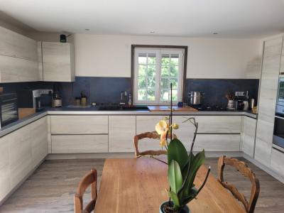 Renovated Villa With Independent Studio, Swimming Pool