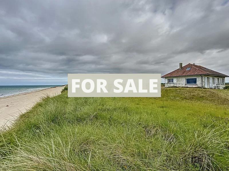 Detached Sea Front Property With Open View