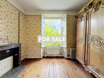 Manor House with Delightful Garden