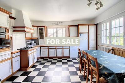 Detached Coastal House with Landscaped Garden