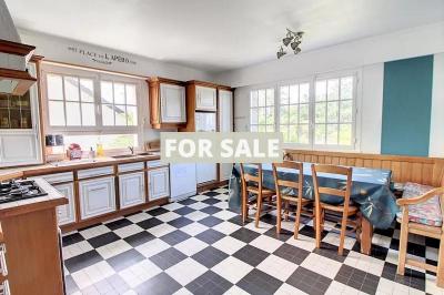 Detached Coastal House with Landscaped Garden